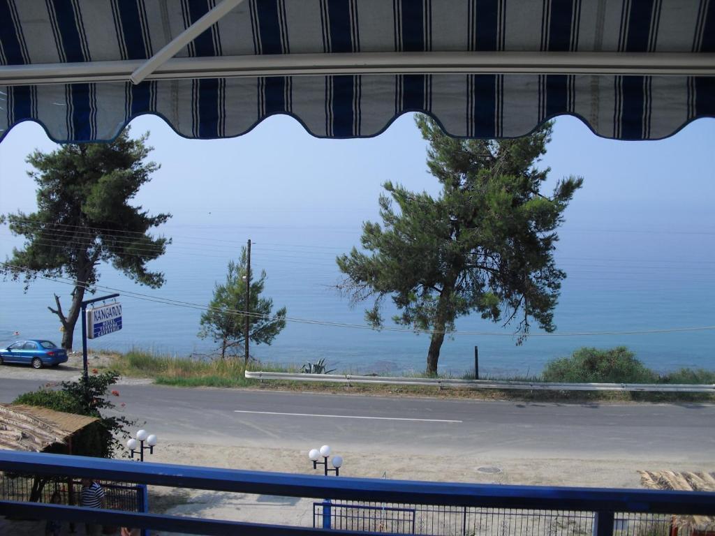 Kangaroo Hotel Мола-Калива Номер фото