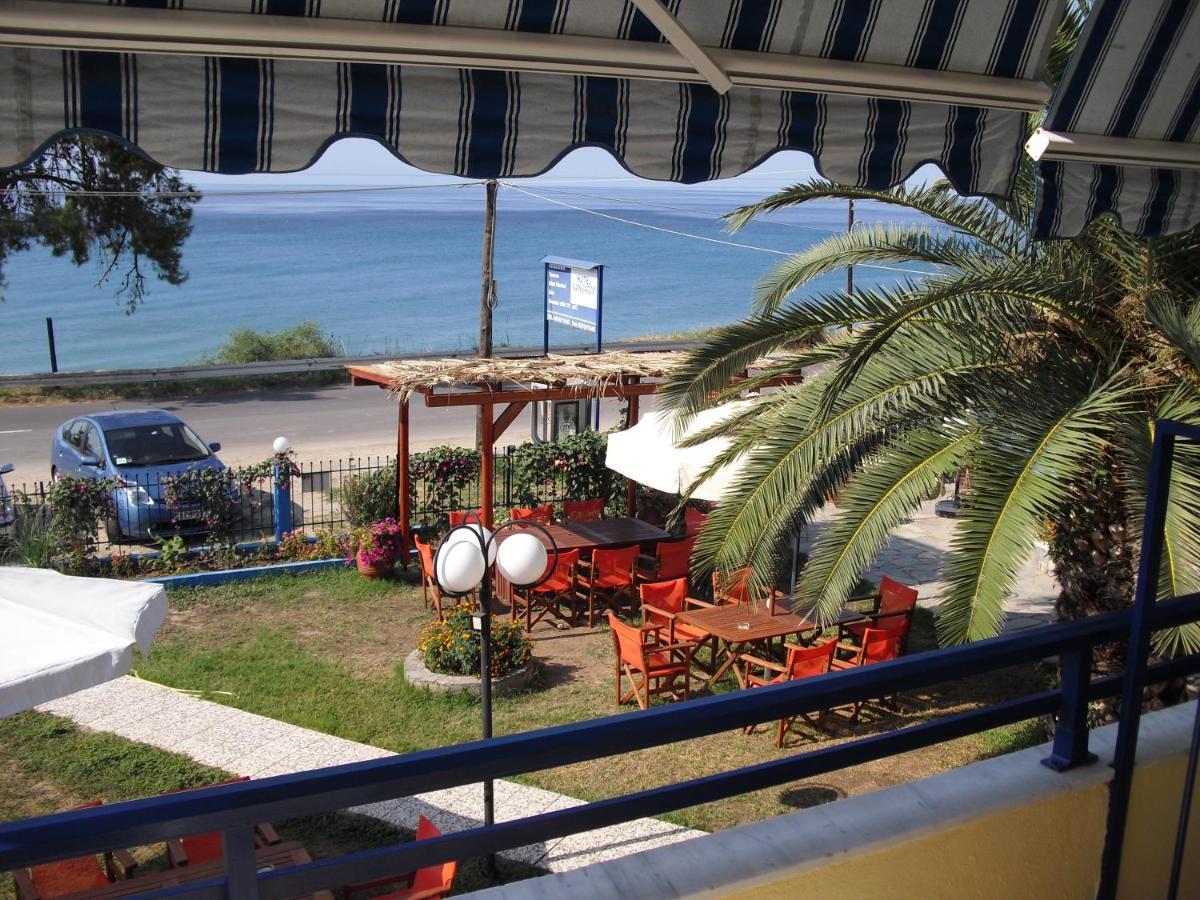Kangaroo Hotel Мола-Калива Номер фото